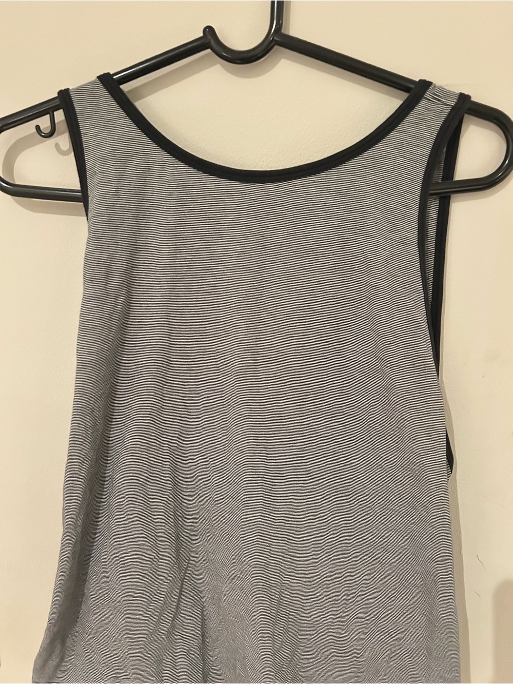 Lululemon Mix & Mingle Tank (Women’s Size 6)